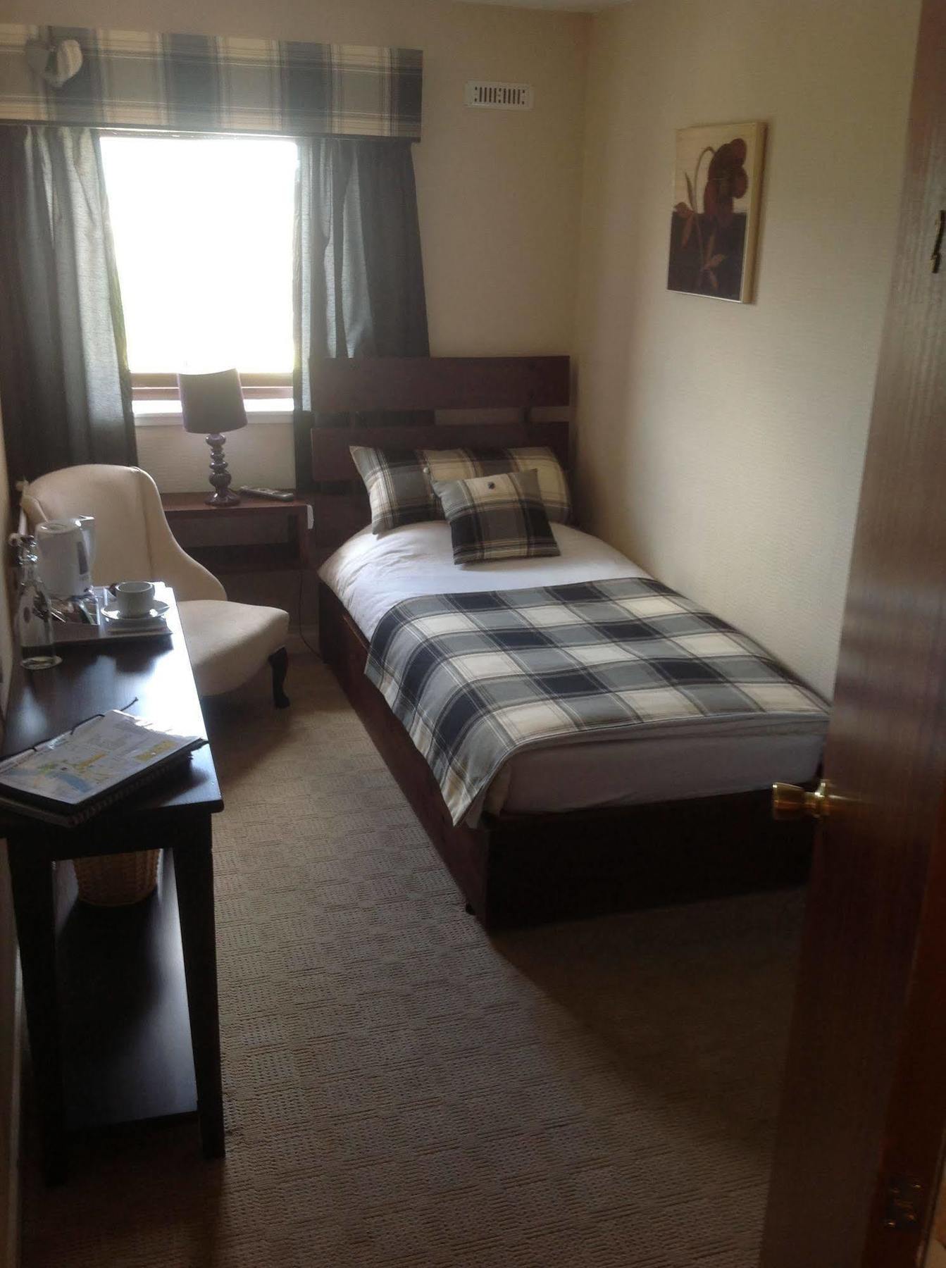 Ardentorrie Guest House Inverness Exteriör bild